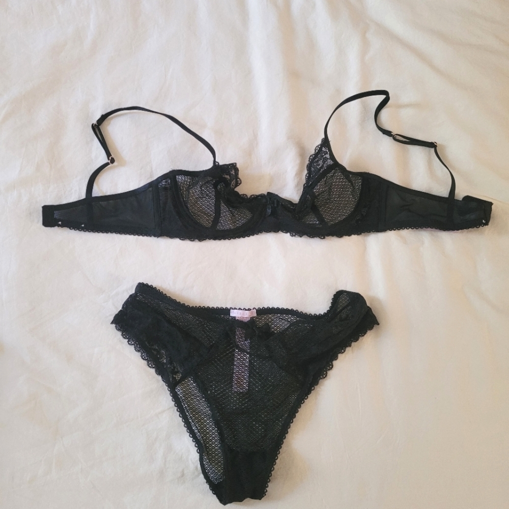 Savage x Fenty Bra and Panty Set